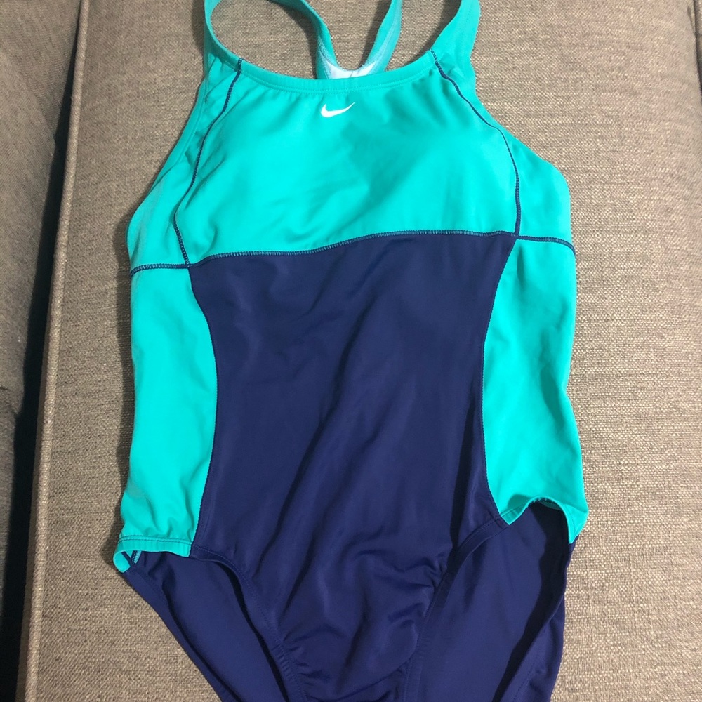 Nike swimsuit size 10